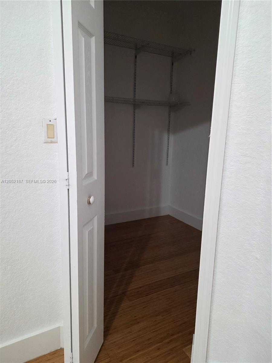 A12052187 Property Photo 9