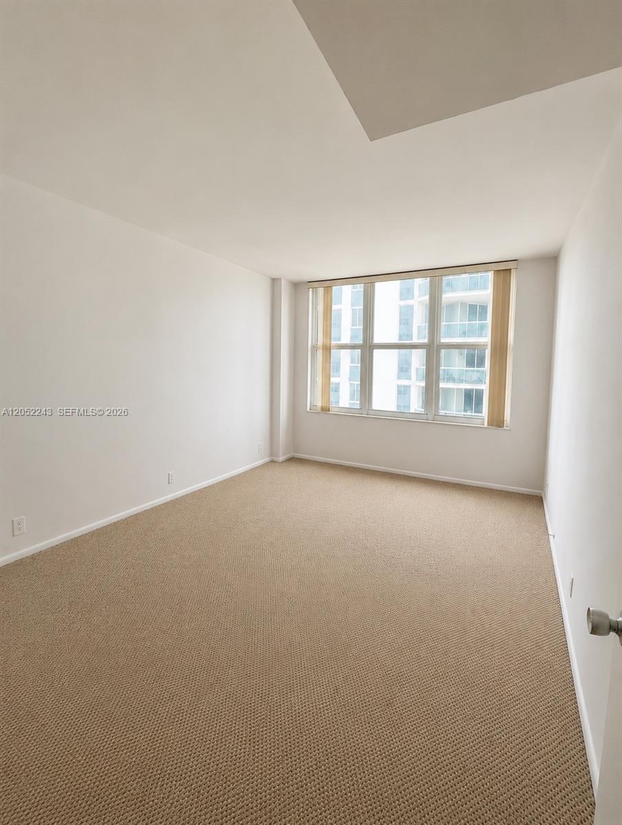 4747 Collins Avenue 708 Property Photo 2