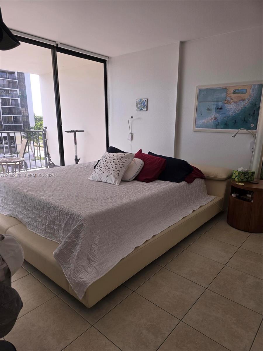 1901 Brickell Avenue B504 Property Photo 6
