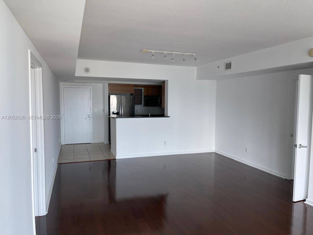 335 S Biscayne Boulevard 3507 Property Photo 8