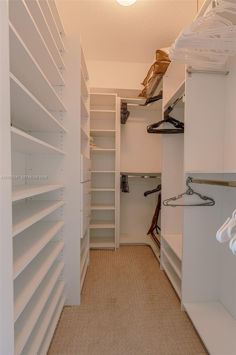 325 S Biscayne Boulevard 2119 Property Photo 11