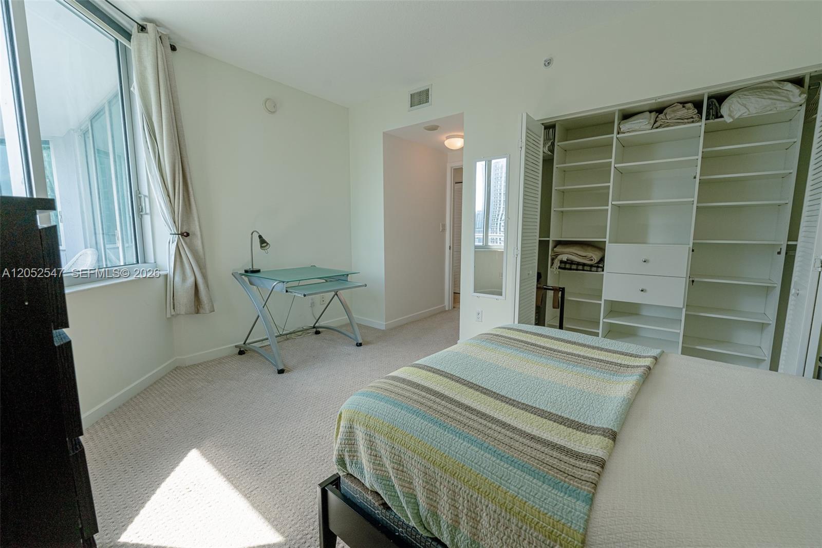 325 S Biscayne Boulevard 2119 Property Photo 12