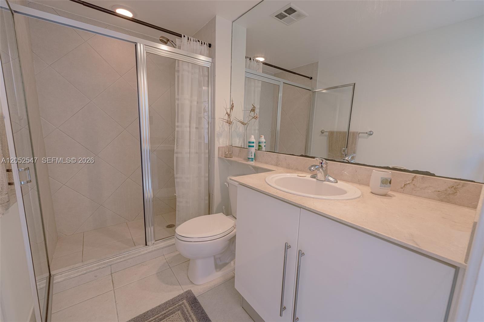 325 S Biscayne Boulevard 2119 Property Photo 15