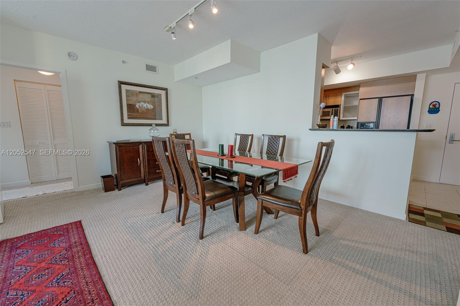 325 S Biscayne Boulevard 2119 Property Photo 16