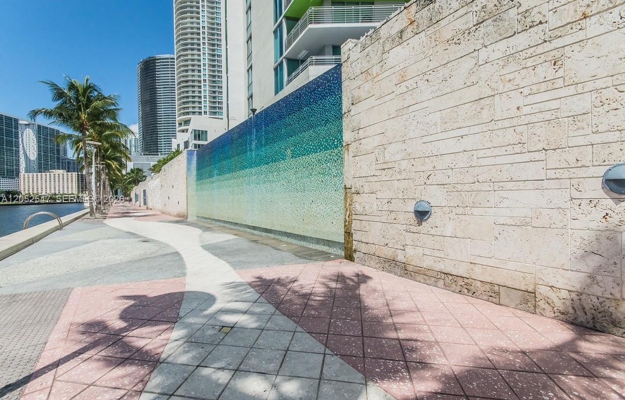 325 S Biscayne Boulevard 2119 Property Photo 48