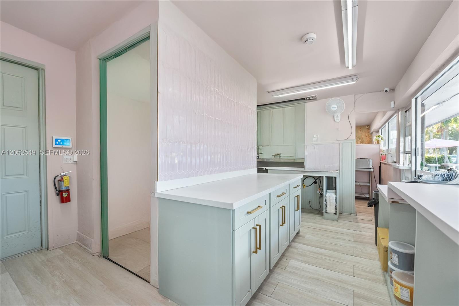 A12052549 Property Photo 7
