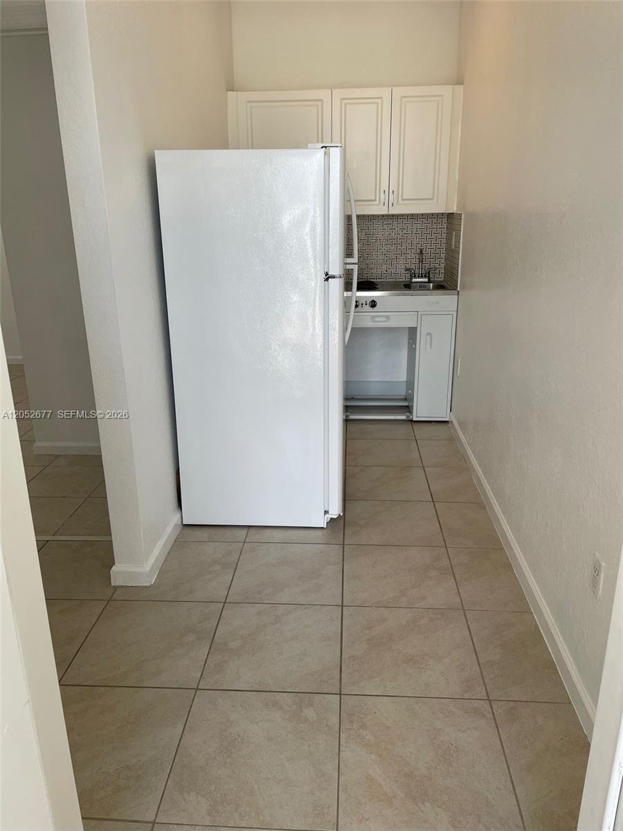 A12052677 Property Photo 4