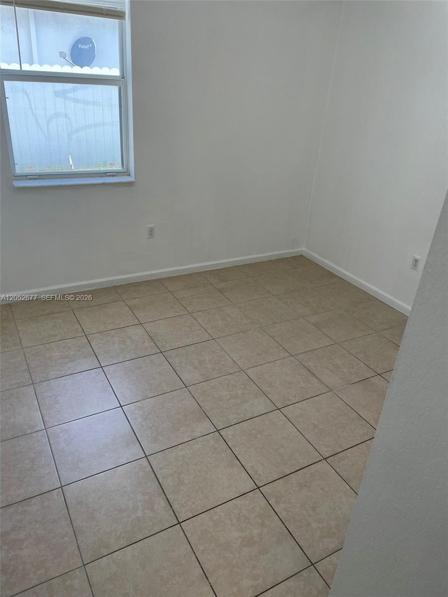 A12052677 Property Photo 8