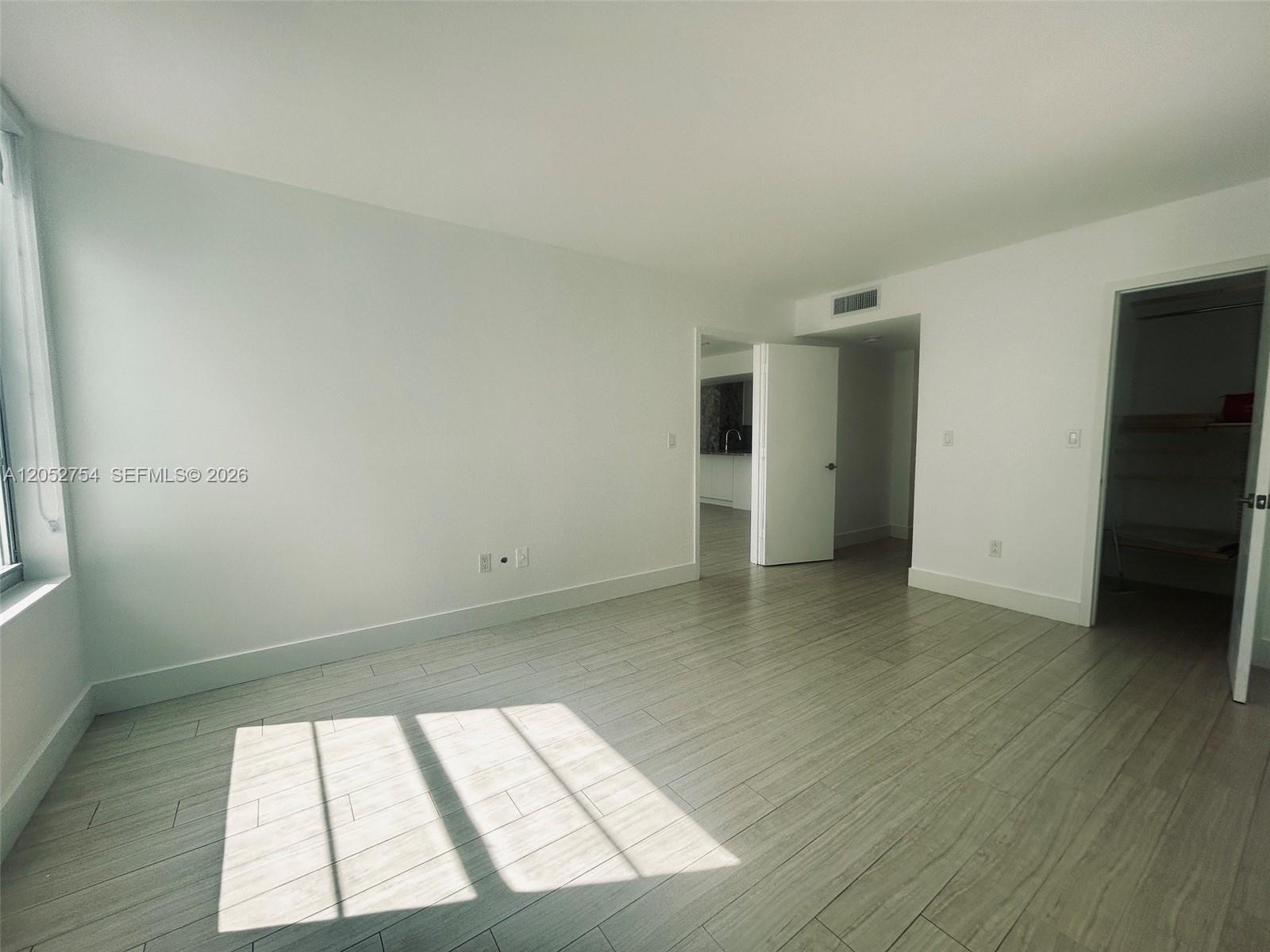 2899 Collins Avenue 724 Property Photo 41