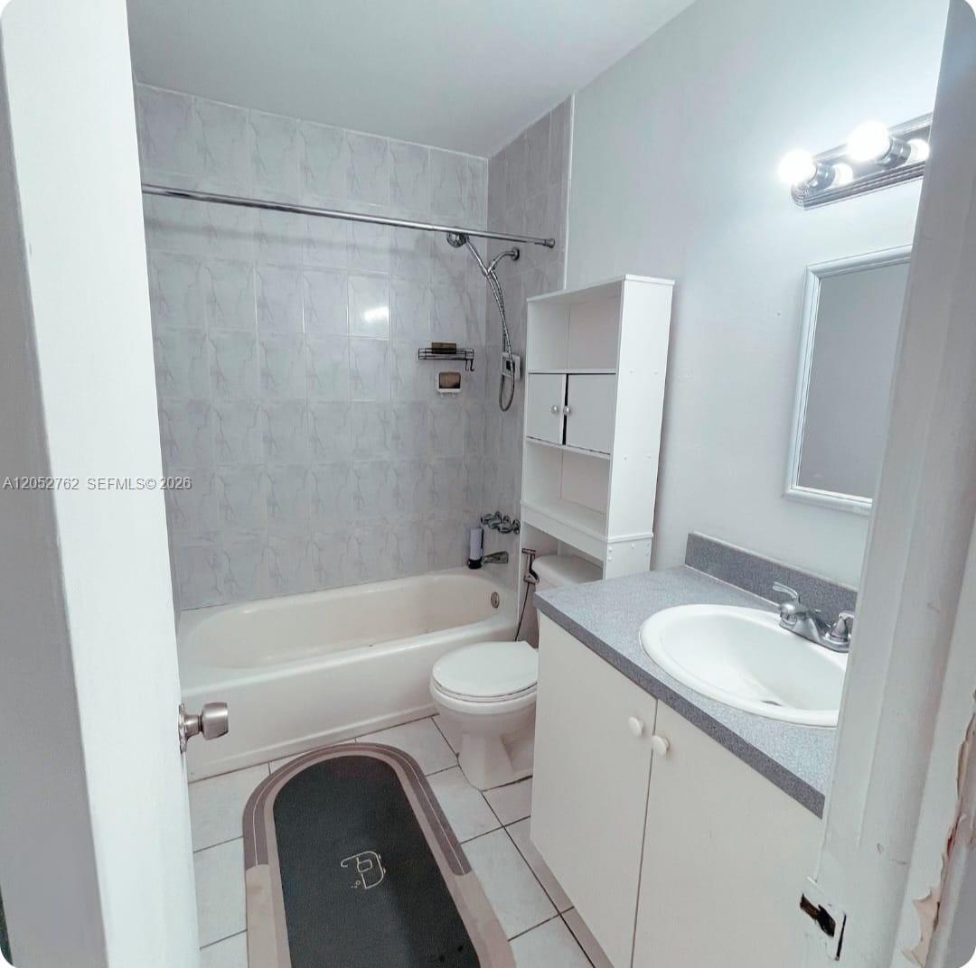 7845 Miller Drive A202 Property Photo 5