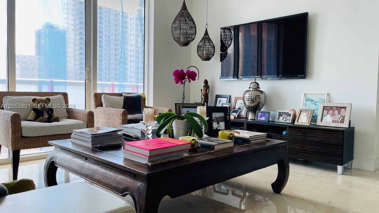50 Biscayne Boulevard 1701 Property Photo 6
