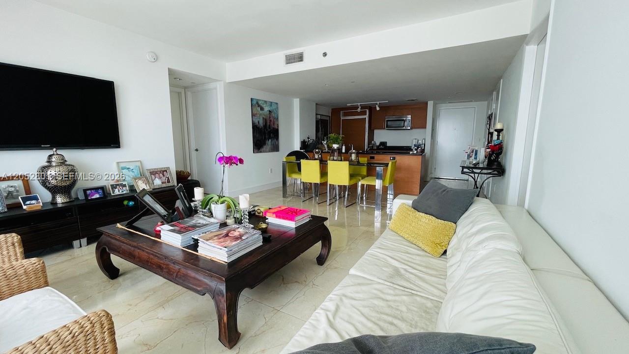 50 Biscayne Boulevard 1701 Property Photo 8