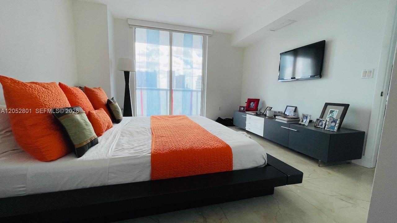 50 Biscayne Boulevard 1701 Property Photo 15