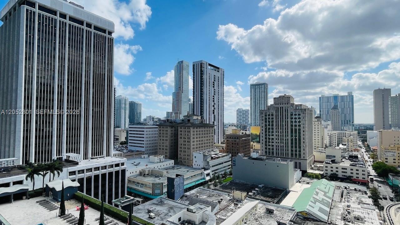 50 Biscayne Boulevard 1701 Property Photo 35