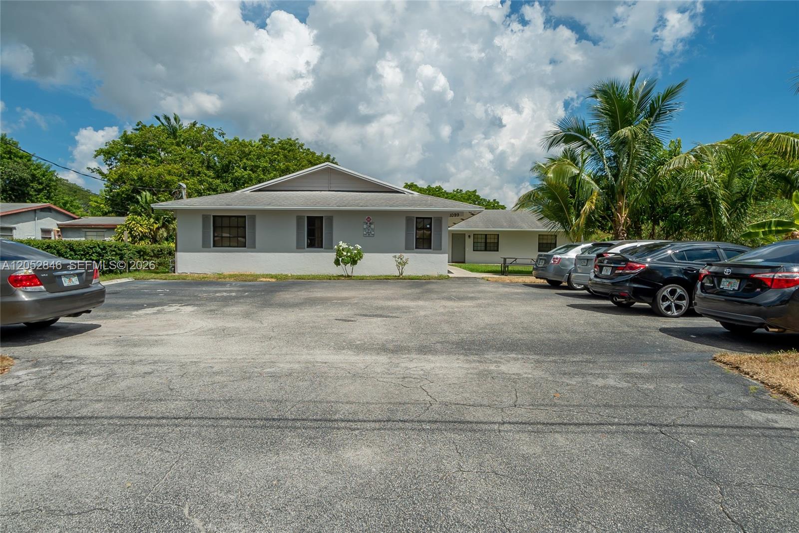 A12052846 Property Photo 8