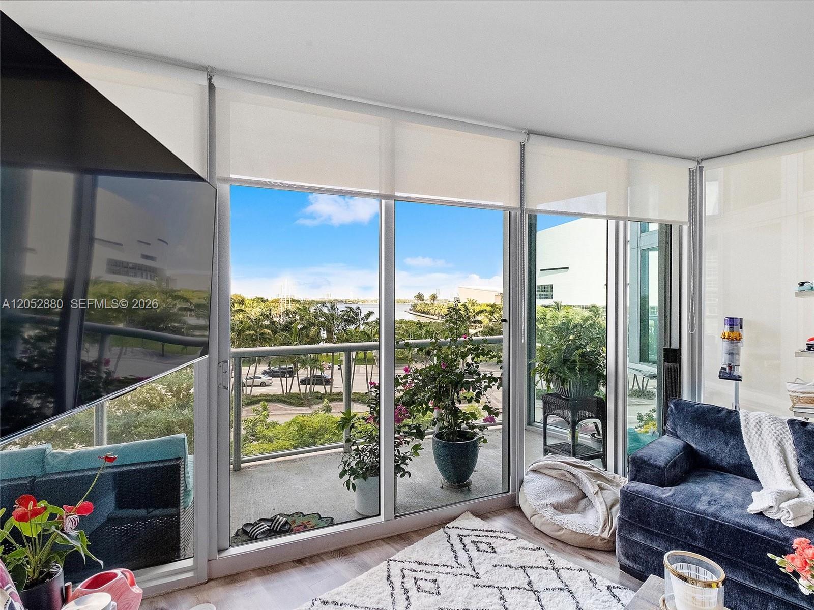 888 Biscayne Boulevard 309 Property Photo 4