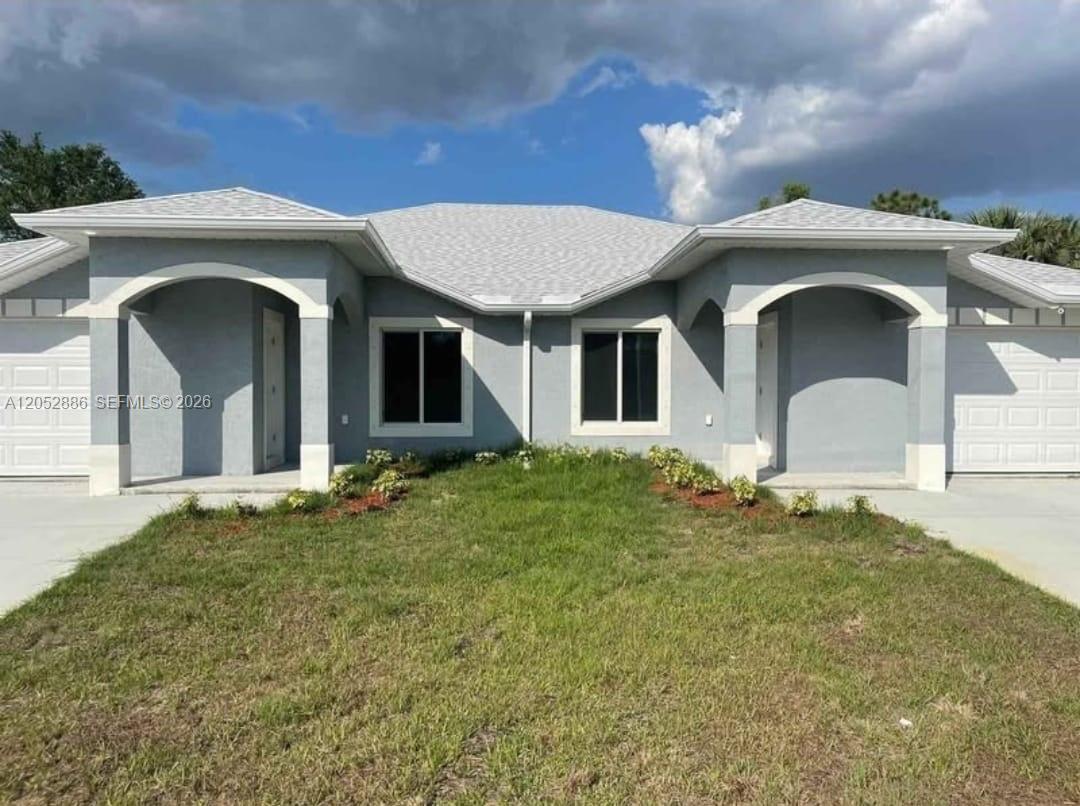 2225/2227 Snead Drive Property Photo 2