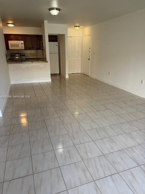 A12052899 Property Photo 4