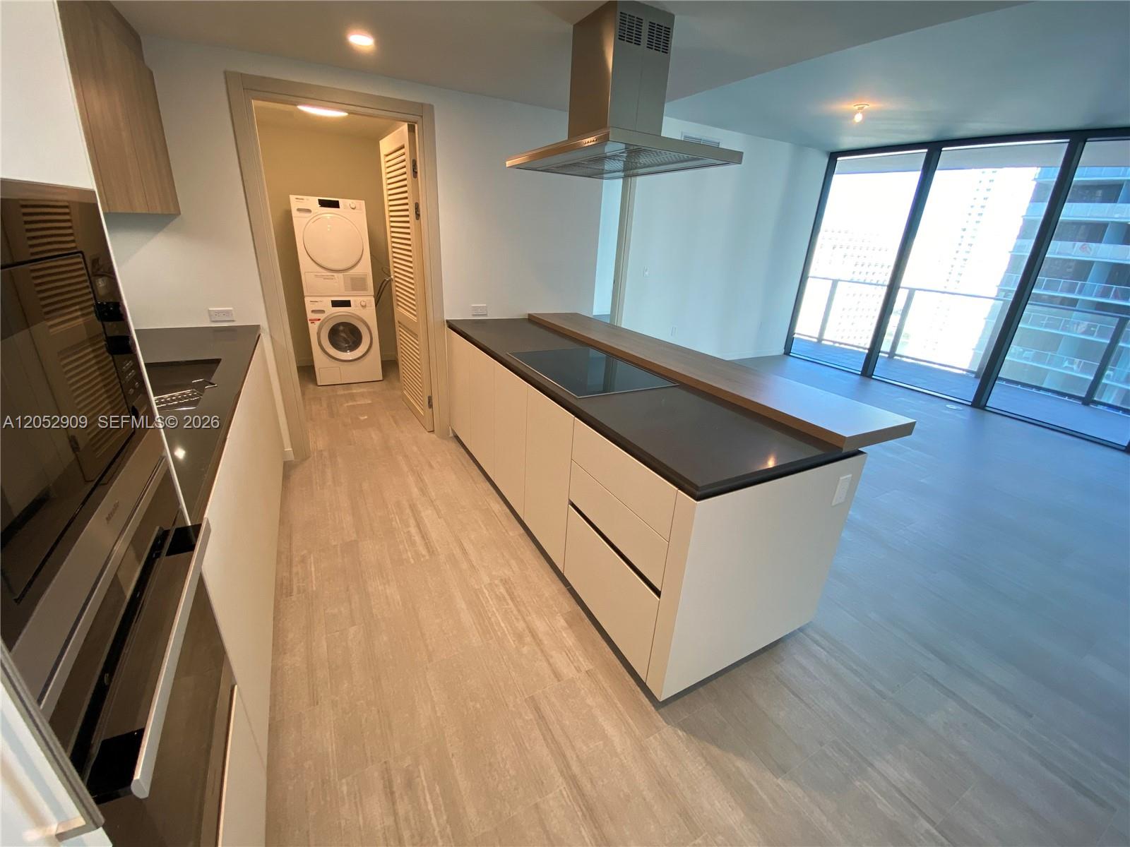 1000 Brickell Plaza 3309 Property Photo 2