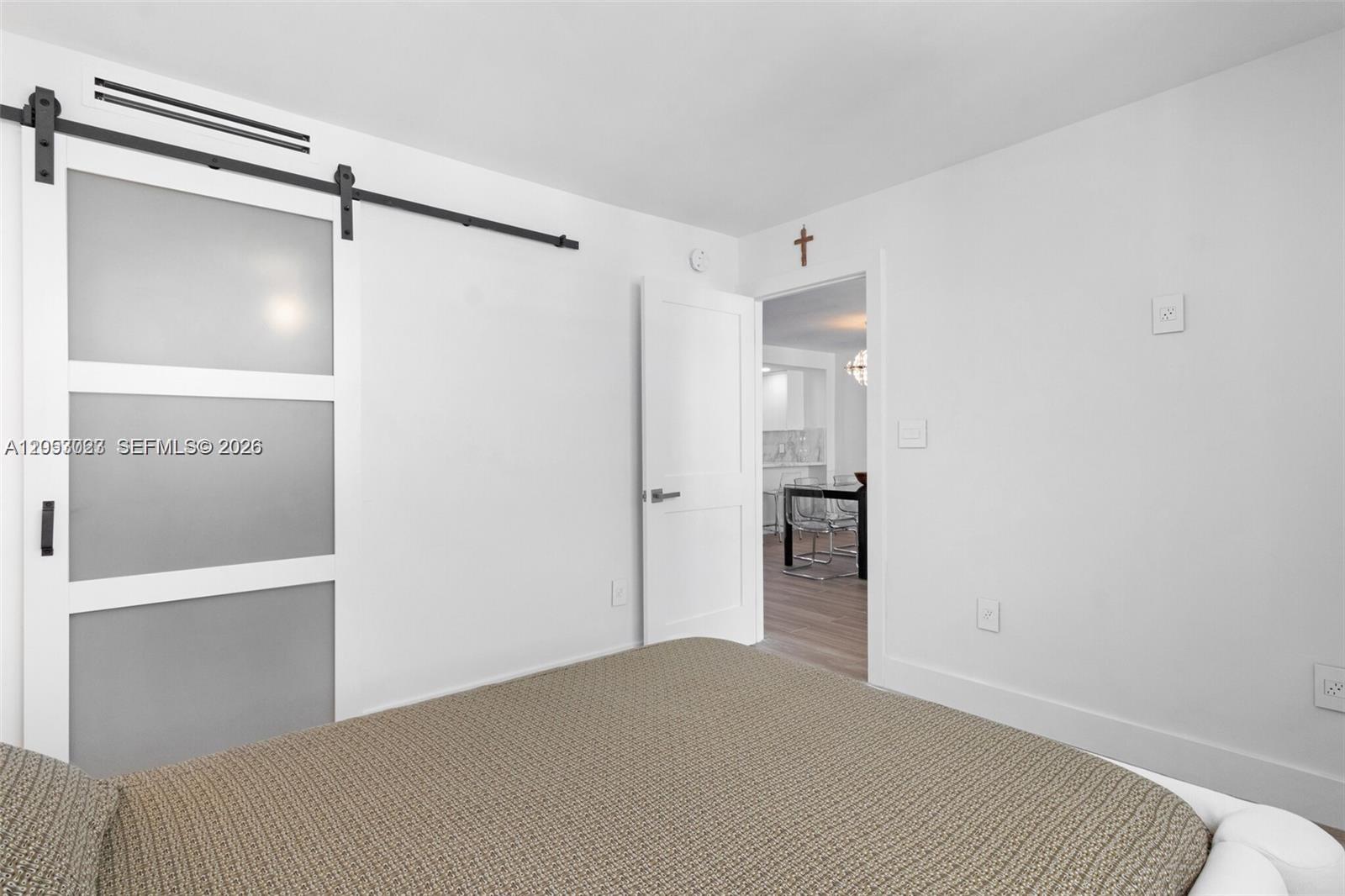 5701 Collins Avenue 1707 Property Photo 17