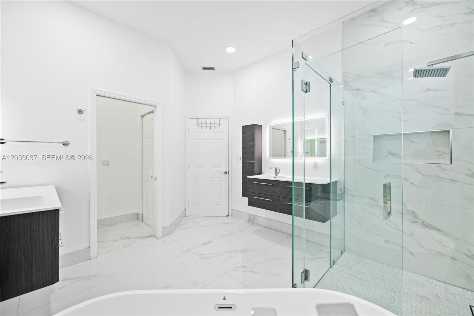 2497 Bay Isle Drive Property Photo 19
