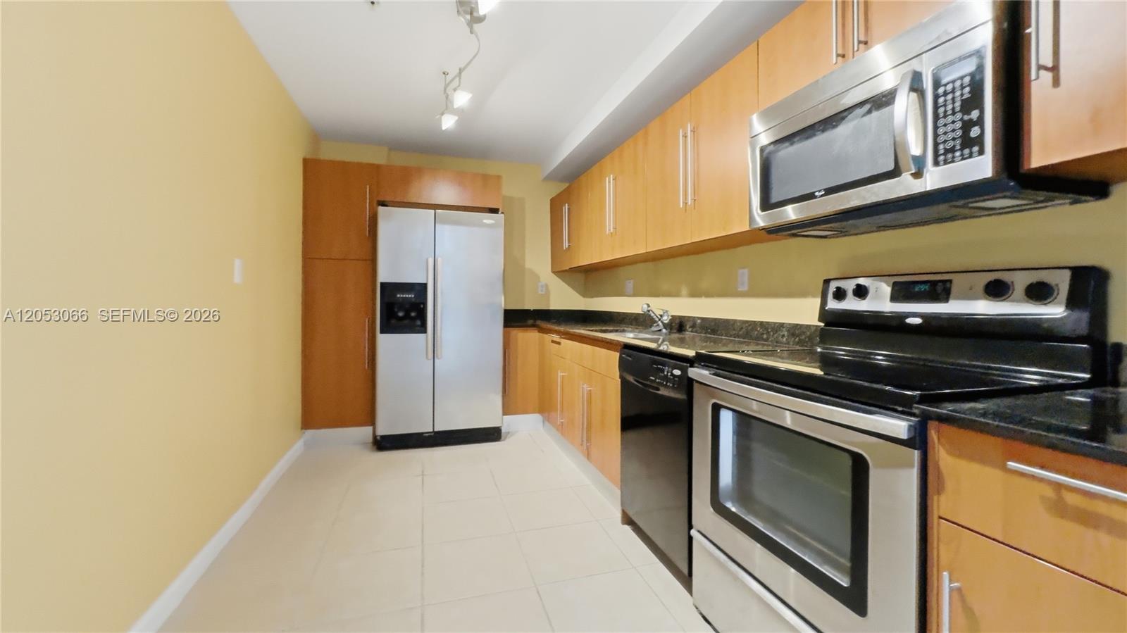 3000 S Ocean Drive 1516 Property Photo 7