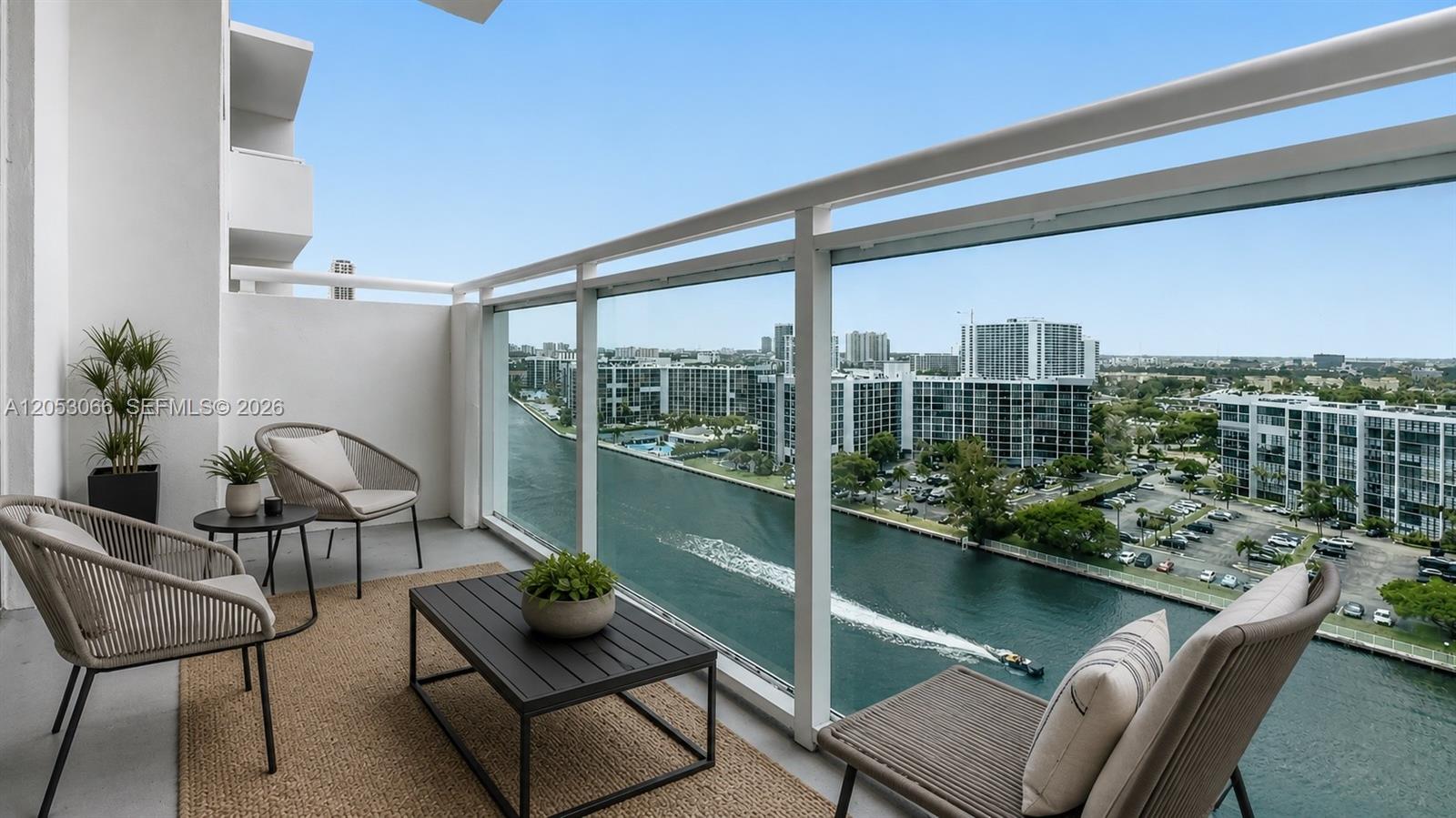 3000 S Ocean Drive 1516 Property Photo 11