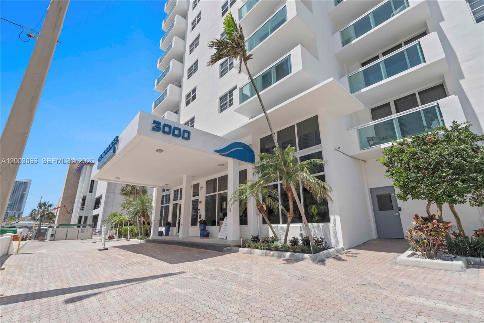 3000 S Ocean Drive 1516 Property Photo 23