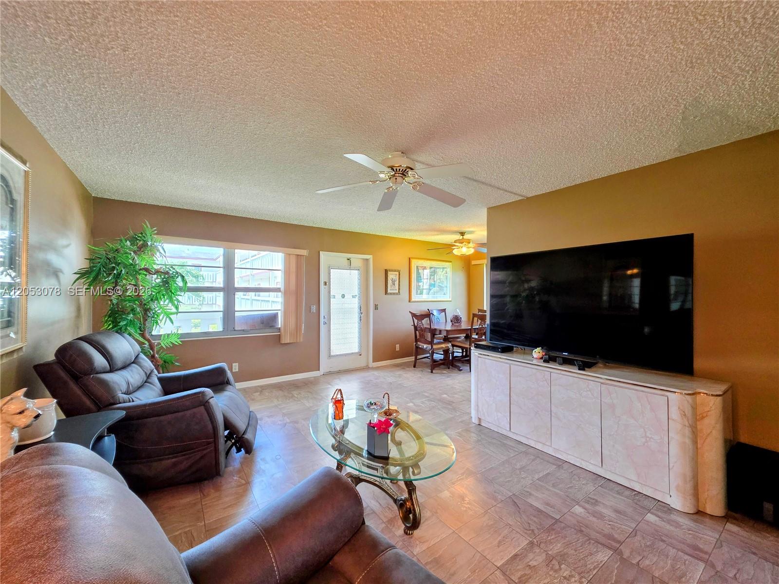 529 Fanshaw M 529 Property Photo 4