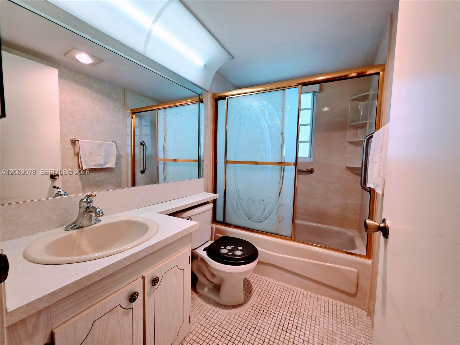 529 Fanshaw M 529 Property Photo 10