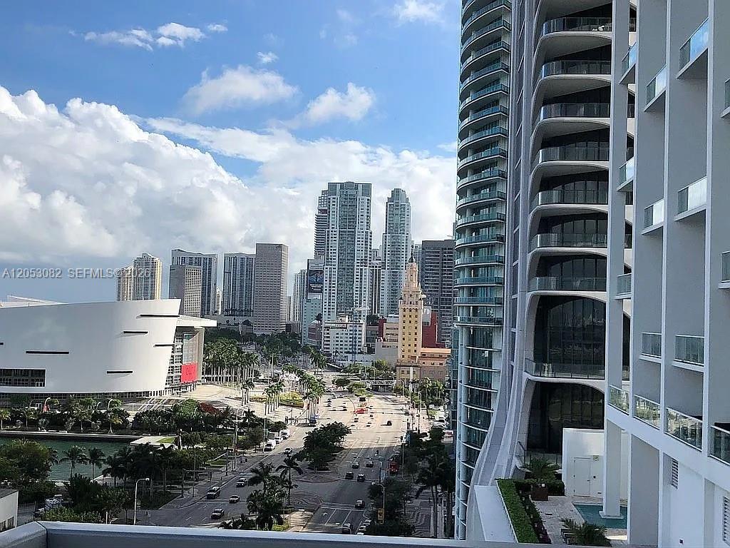 1100 Biscayne Boulevard 1501 Property Photo 11