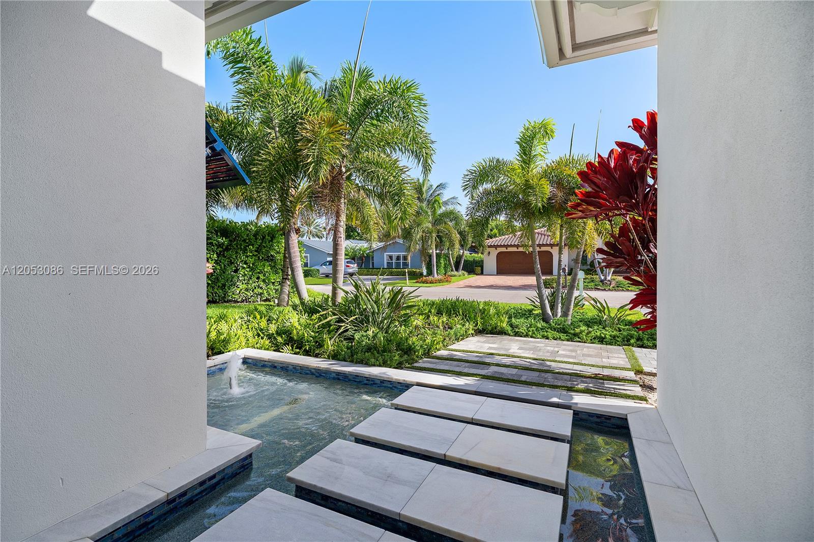 728 Malaga Drive Property Photo 4