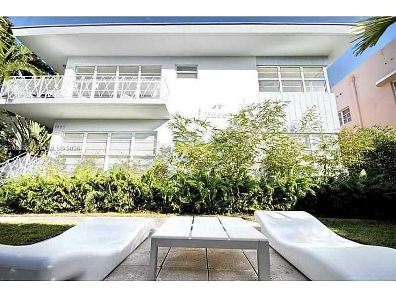 1235 Euclid Avenue 8 Property Photo 1