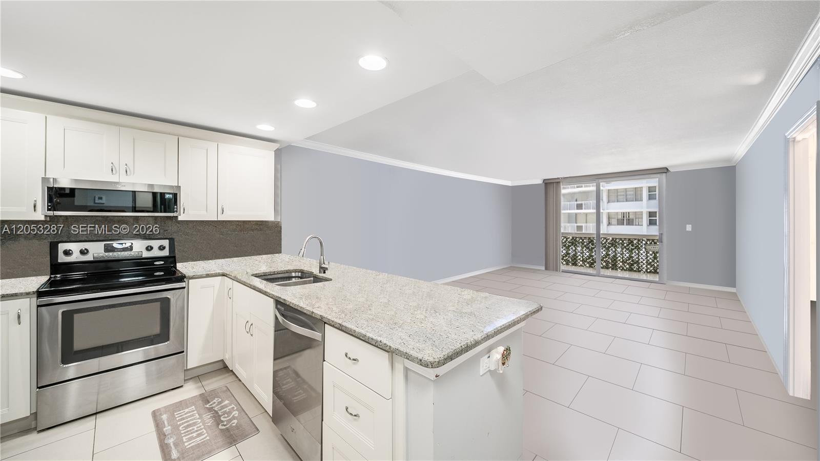 1825 S Ocean Drive 504 Property Photo 8