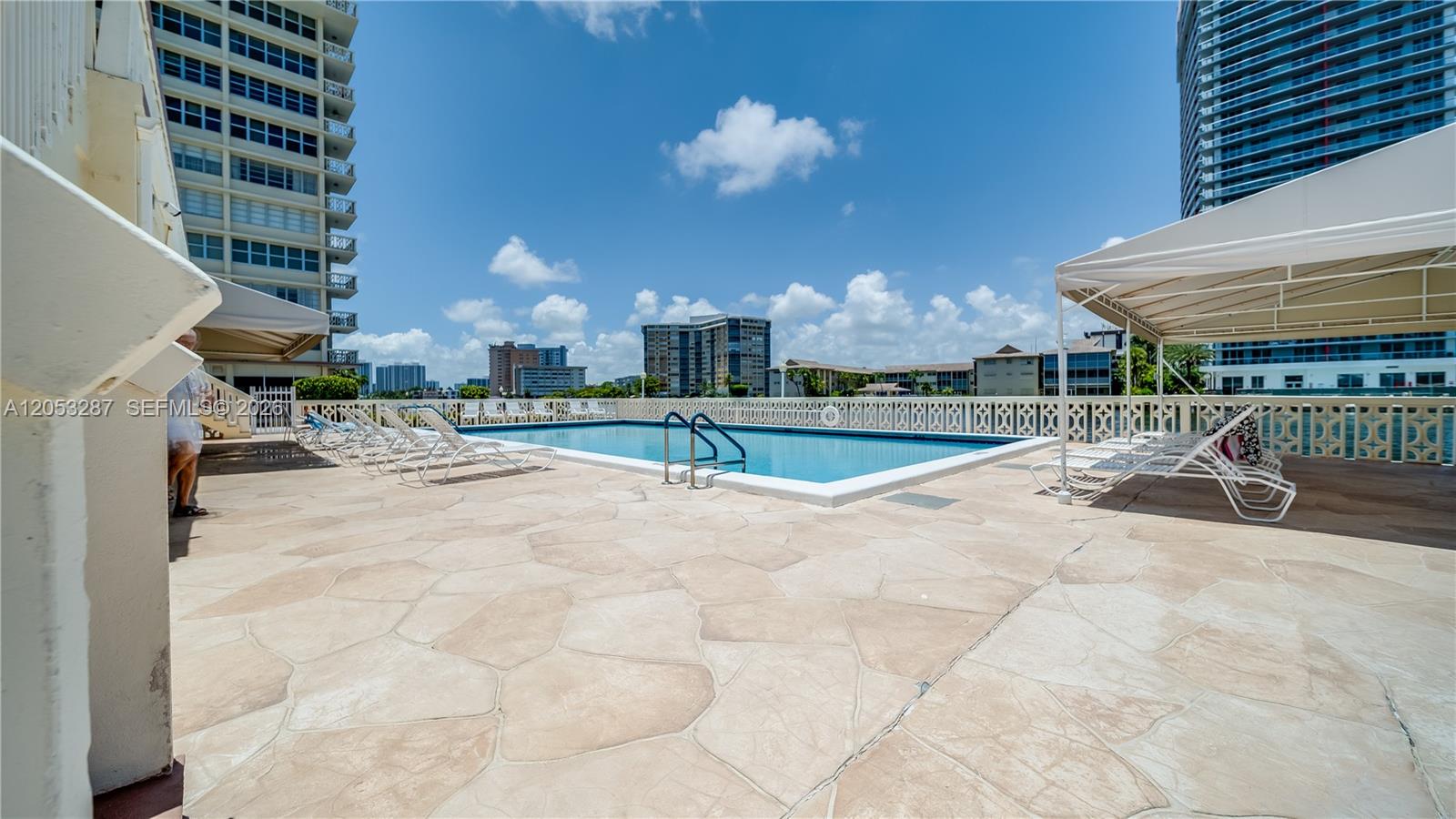 1825 S Ocean Drive 504 Property Photo 14