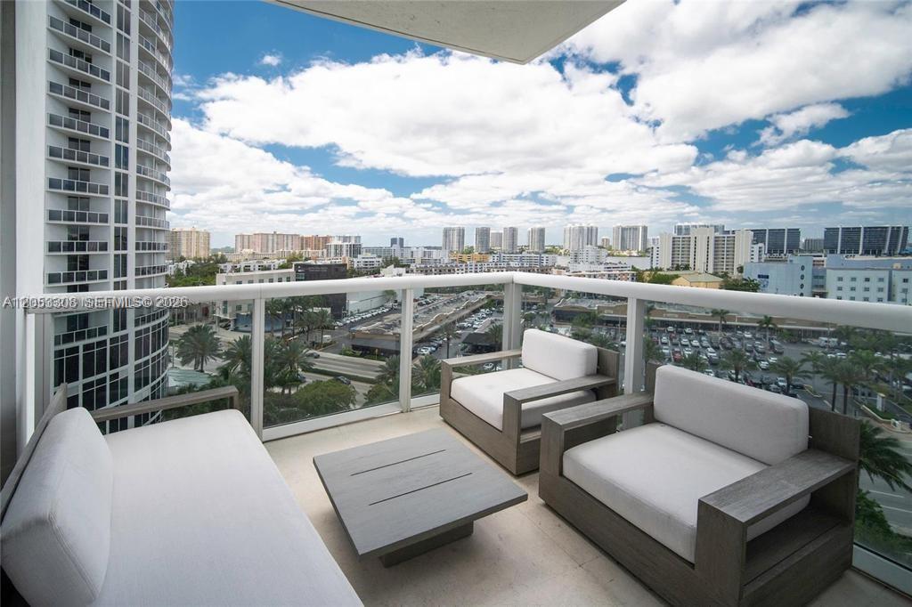 18101 Collins Avenue 1101 Property Photo 21
