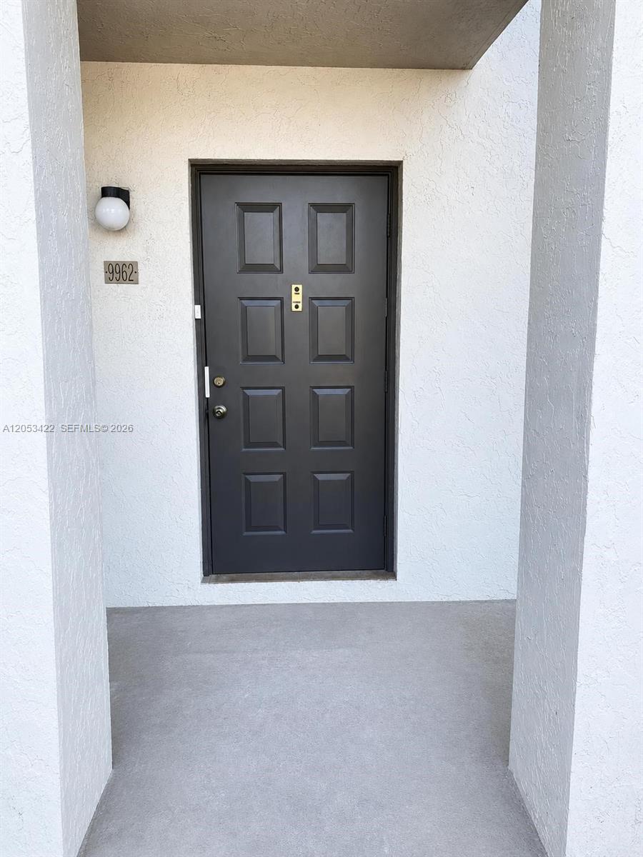 9962 Nob Hill Court 9962 Property Photo 1