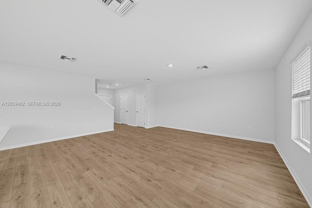 6518 Equinox Lane Property Photo 9