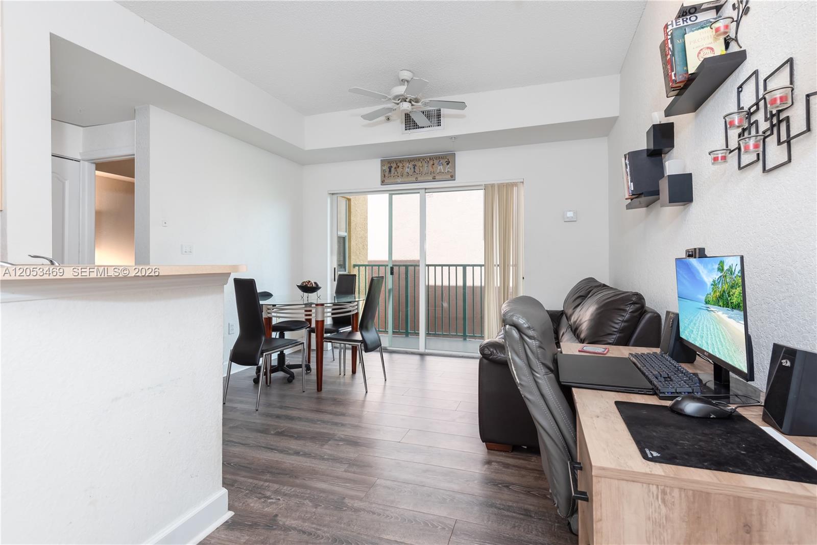 A12053469 Property Photo 10