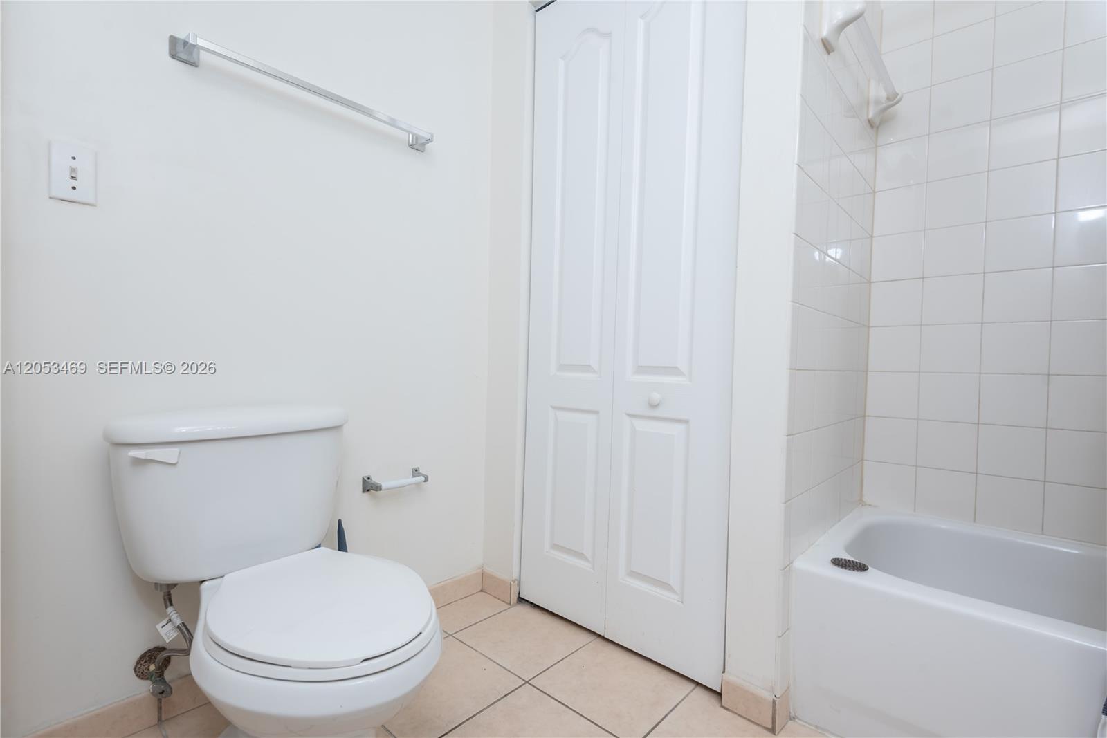 A12053469 Property Photo 20