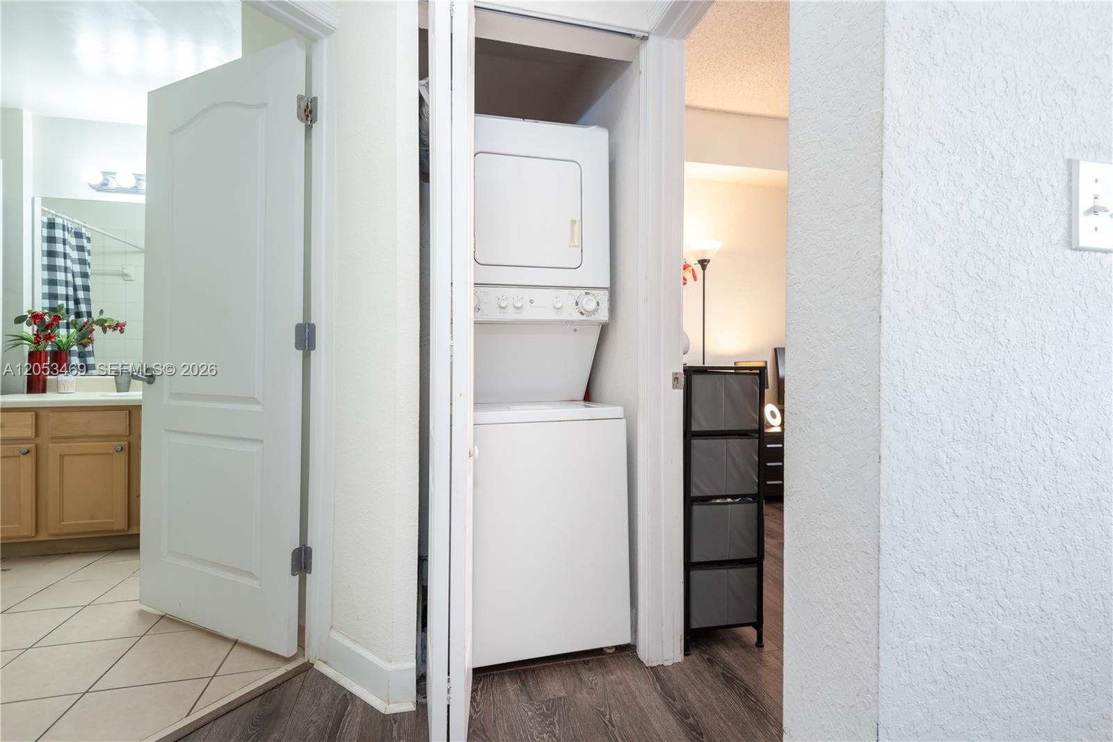 A12053469 Property Photo 22