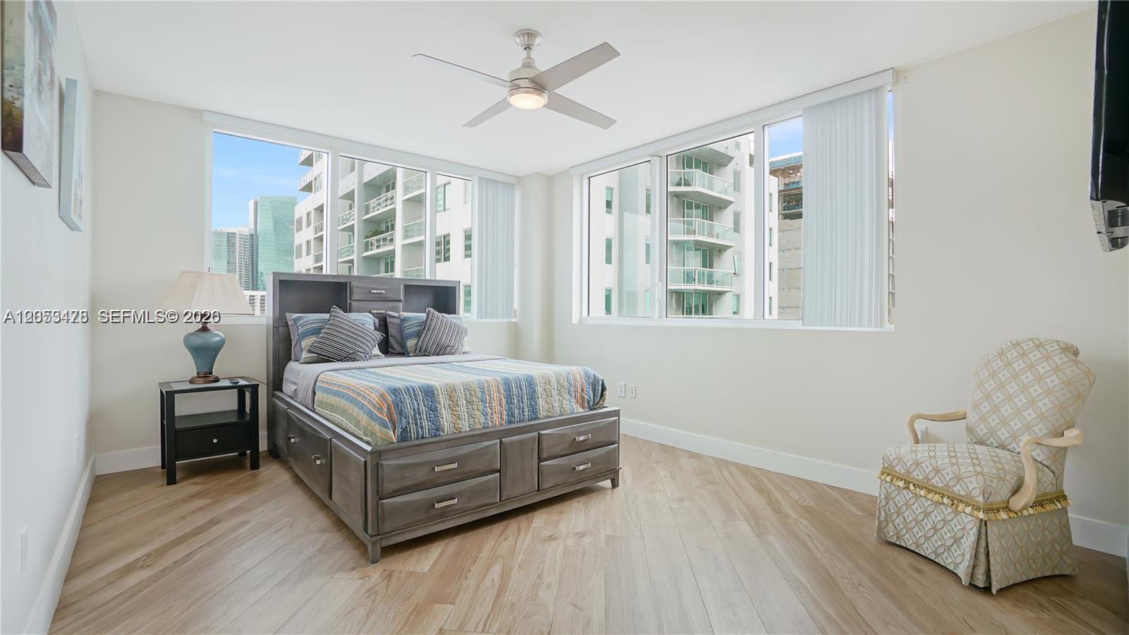 A12053478 Property Photo 15