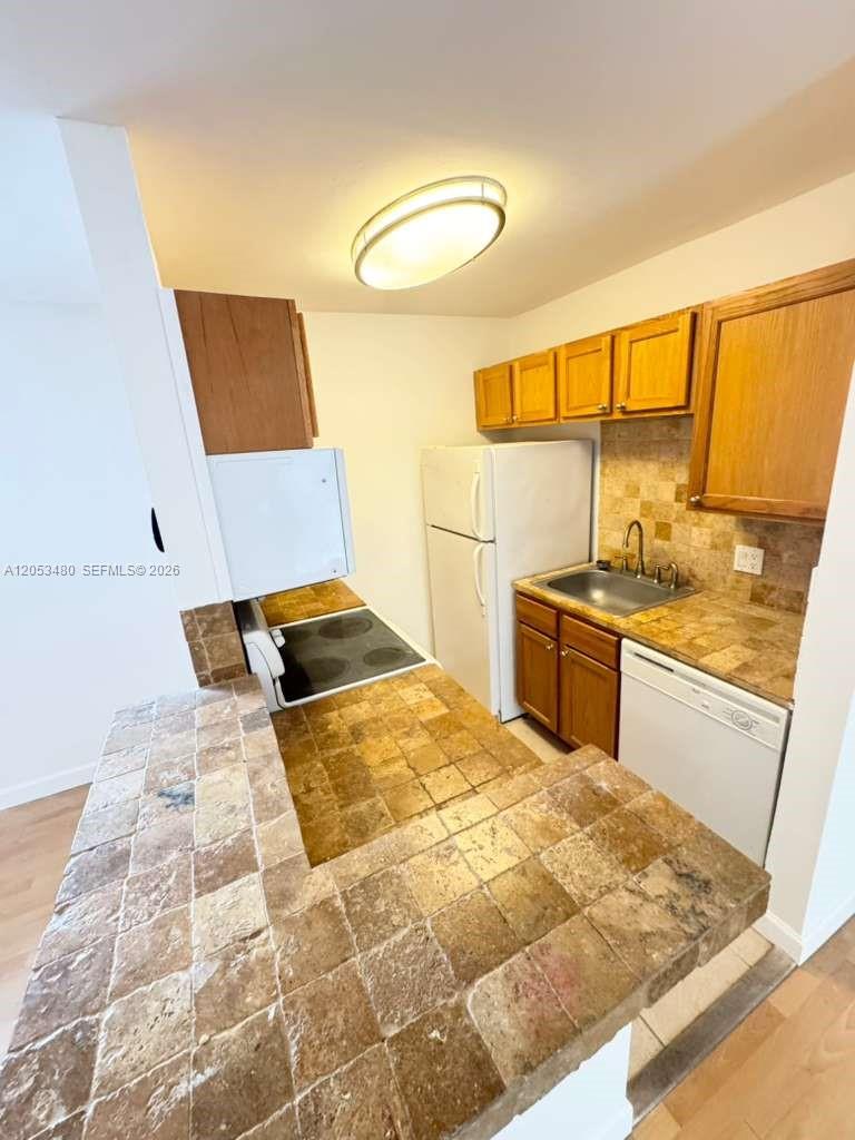 31 Crossings Circle G Property Photo 6