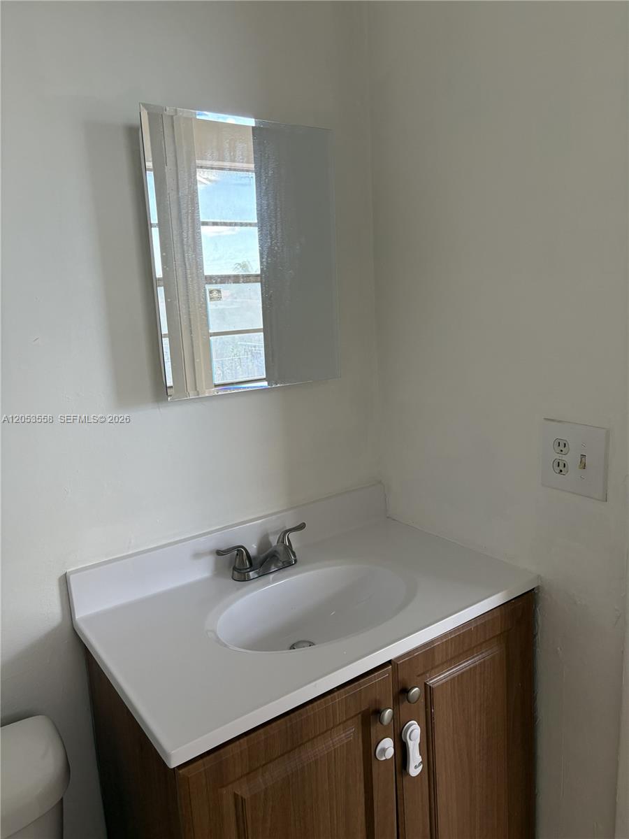 3675 W 11th Avenue 319 Property Photo 13
