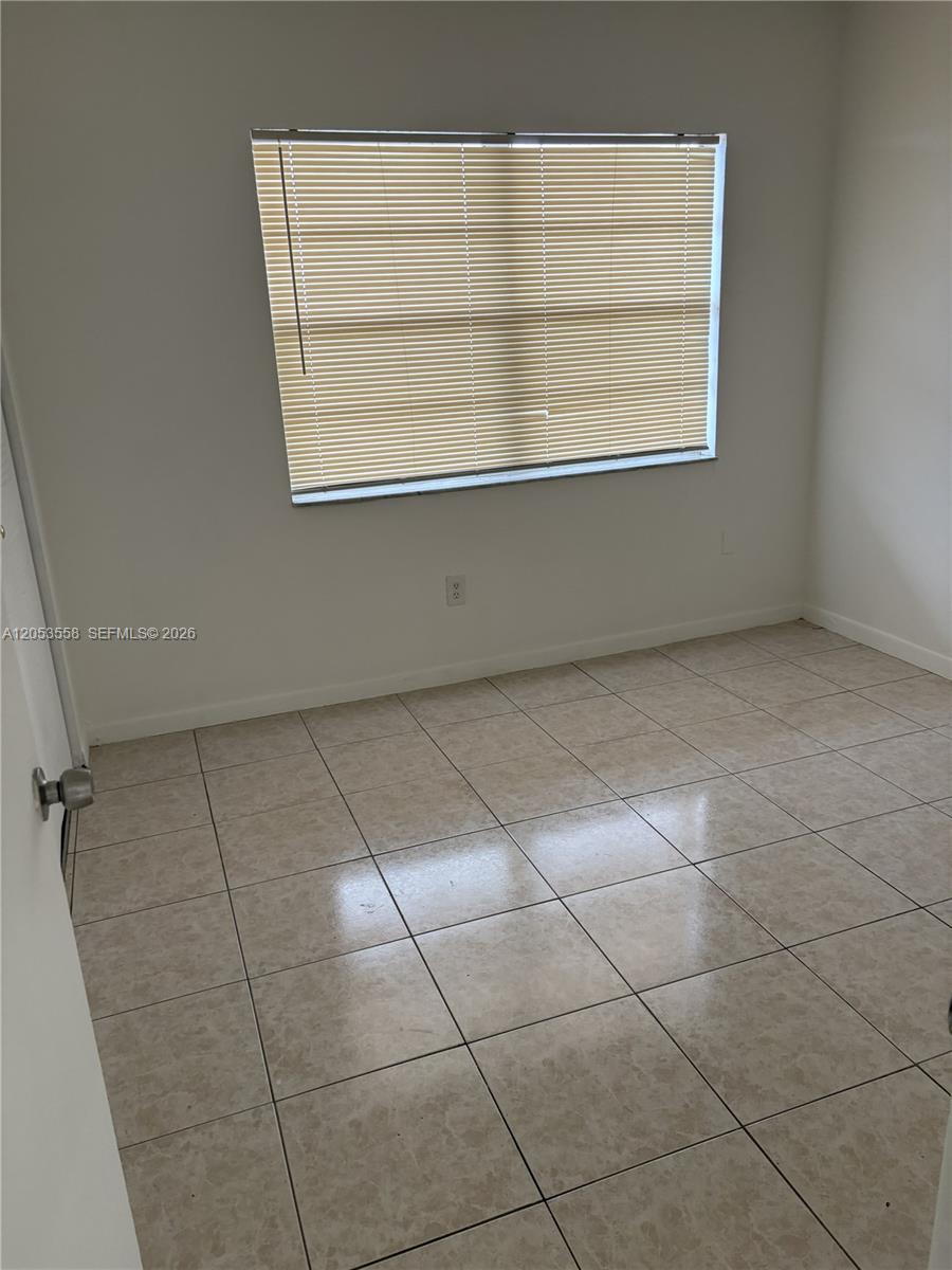 3675 W 11th Avenue 319 Property Photo 14