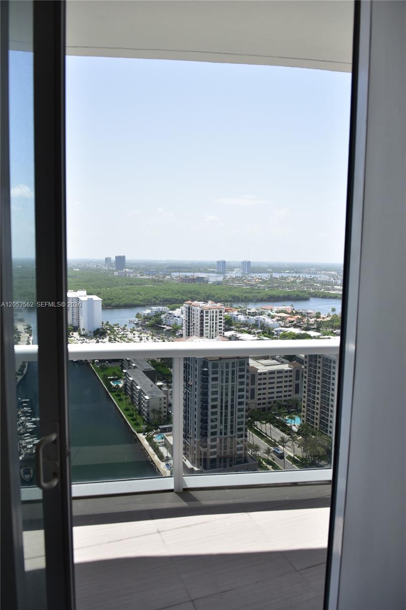 15811 Collins Avenue 2905 Property Photo 29