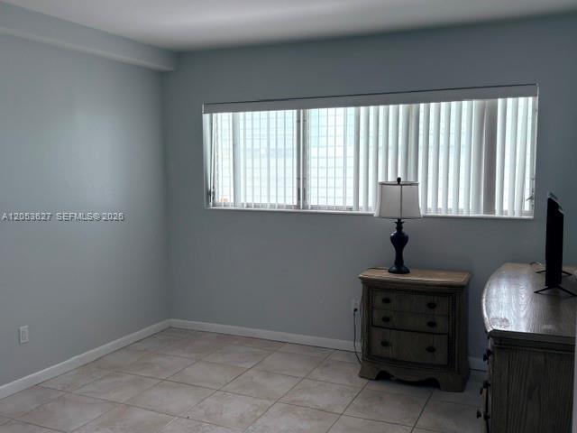 462 Golden Isles Drive 203 Property Photo 6
