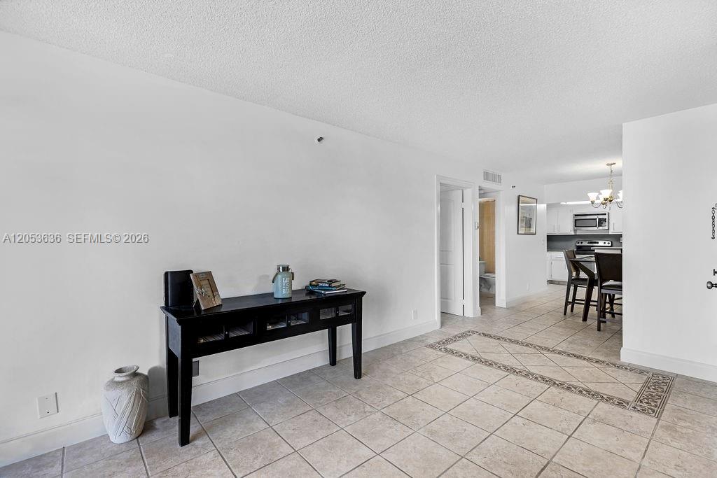 2625 Collins Avenue 702 Property Photo 5
