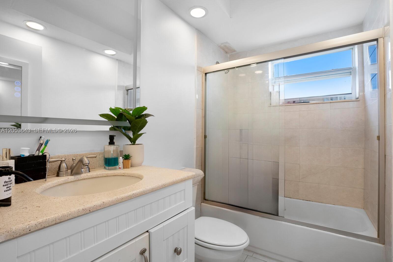 1300 Lincoln Road A701 Property Photo 10