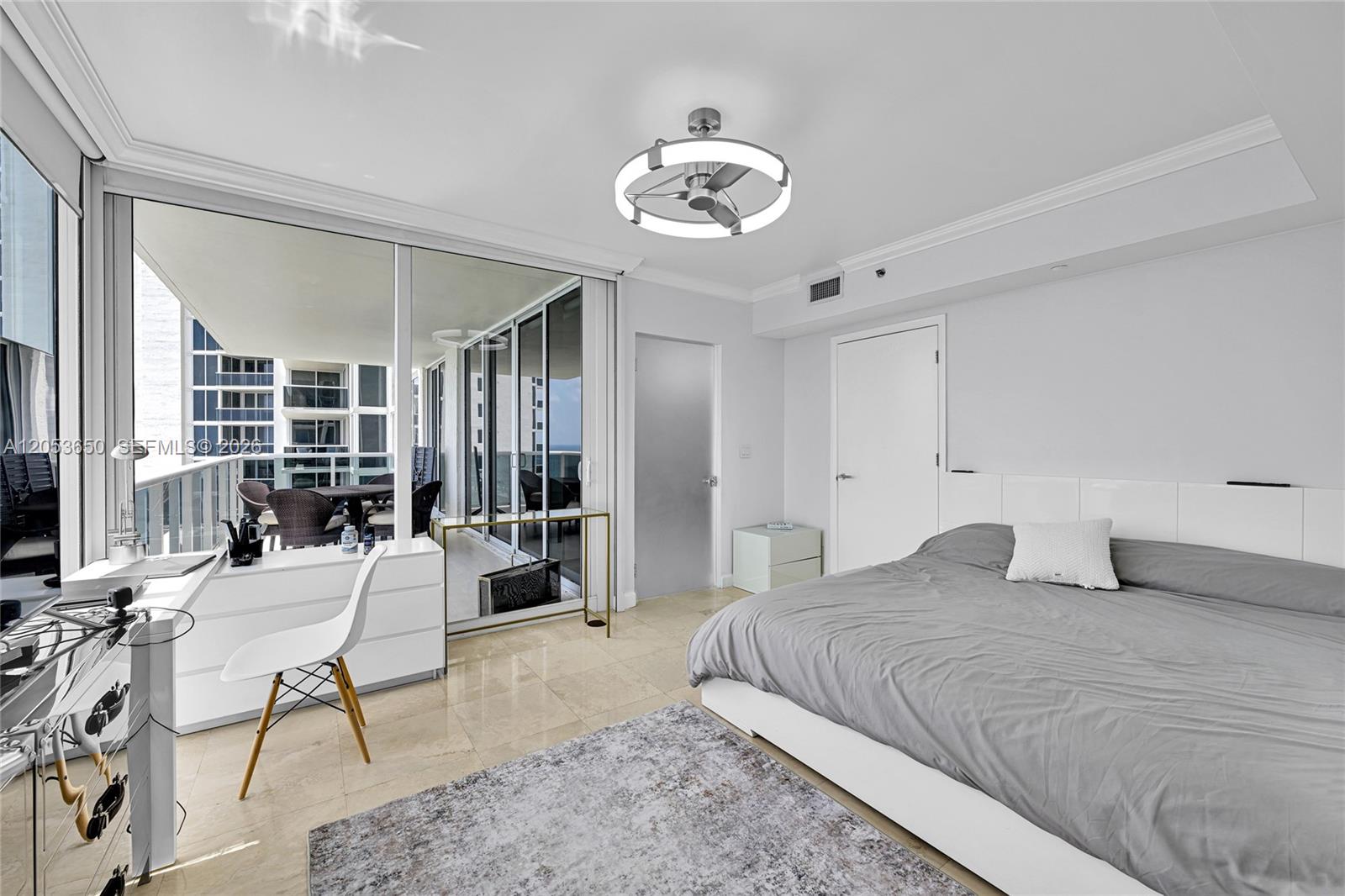 19111 Collins Avenue 2704 Property Photo 15